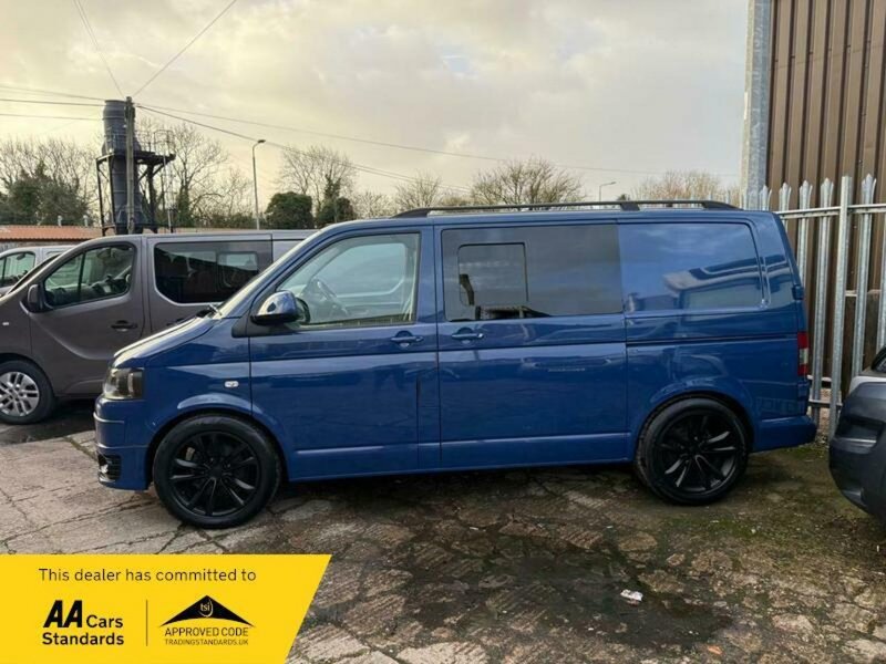 VOLKSWAGEN TRANSPORTER