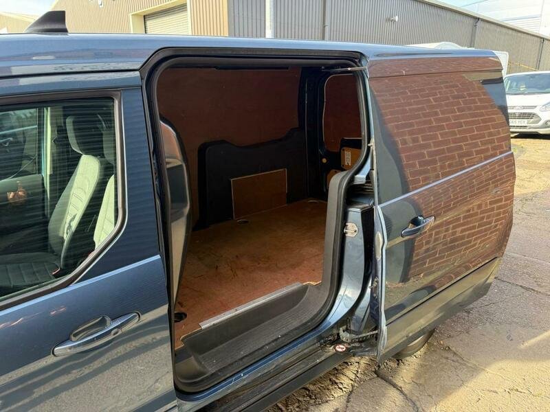 FORD TRANSIT CONNECT