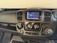 SWIFT ESCAPE 674