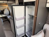 SWIFT ESCAPE 674