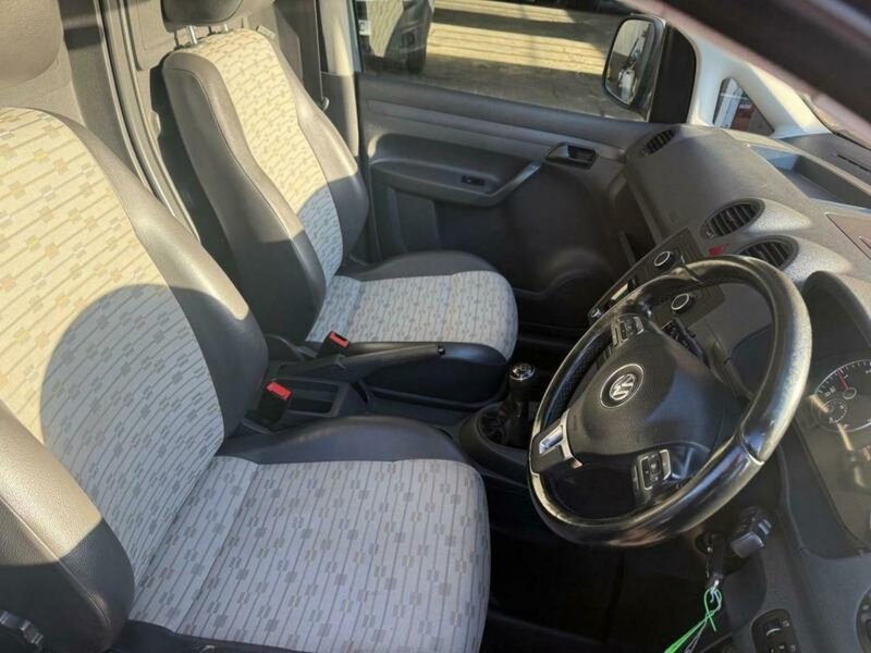 VOLKSWAGEN CADDY MAXI
