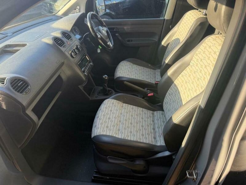 VOLKSWAGEN CADDY MAXI