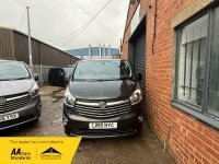 VAUXHALL VIVARO