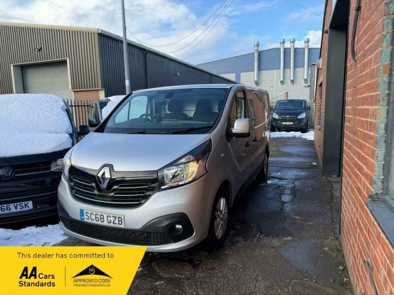 RENAULT TRAFIC