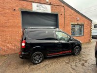 FORD TRANSIT COURIER