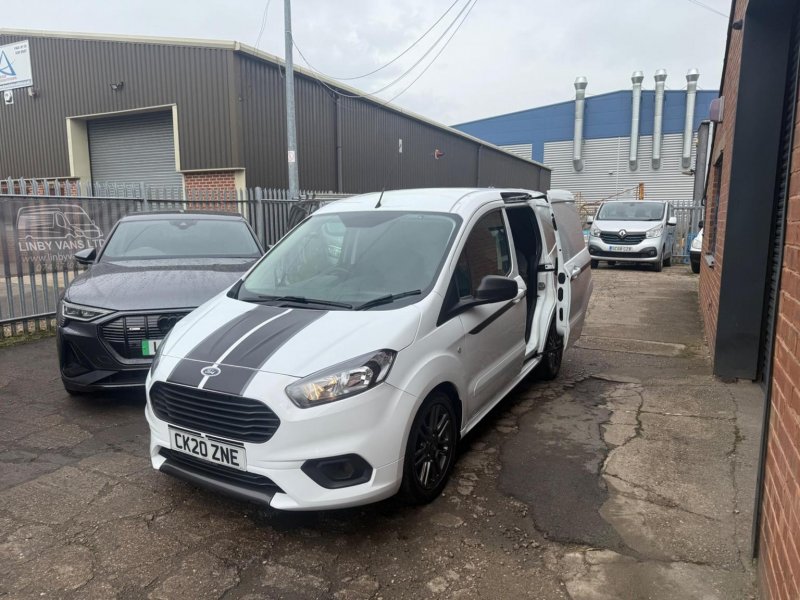 FORD TRANSIT COURIER
