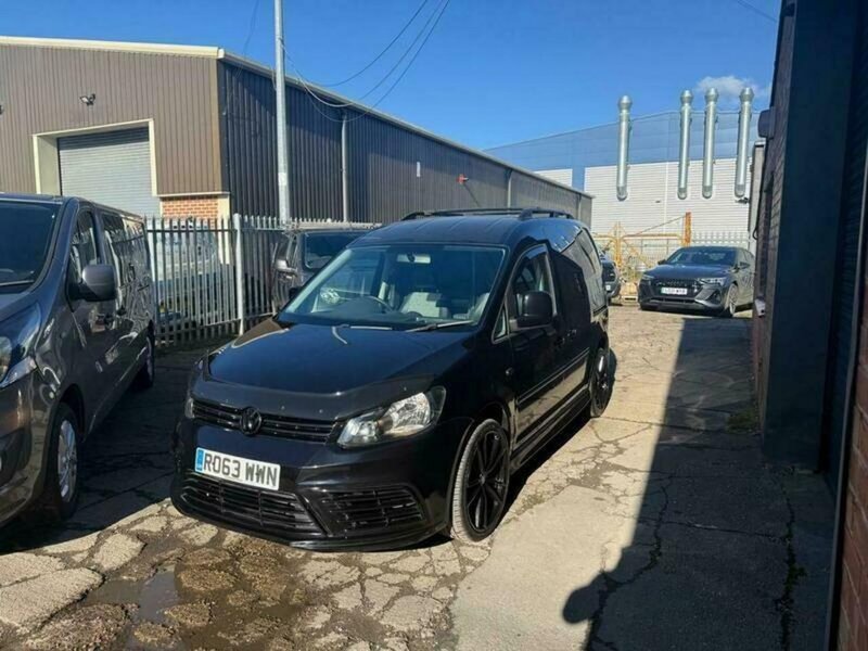VOLKSWAGEN CADDY