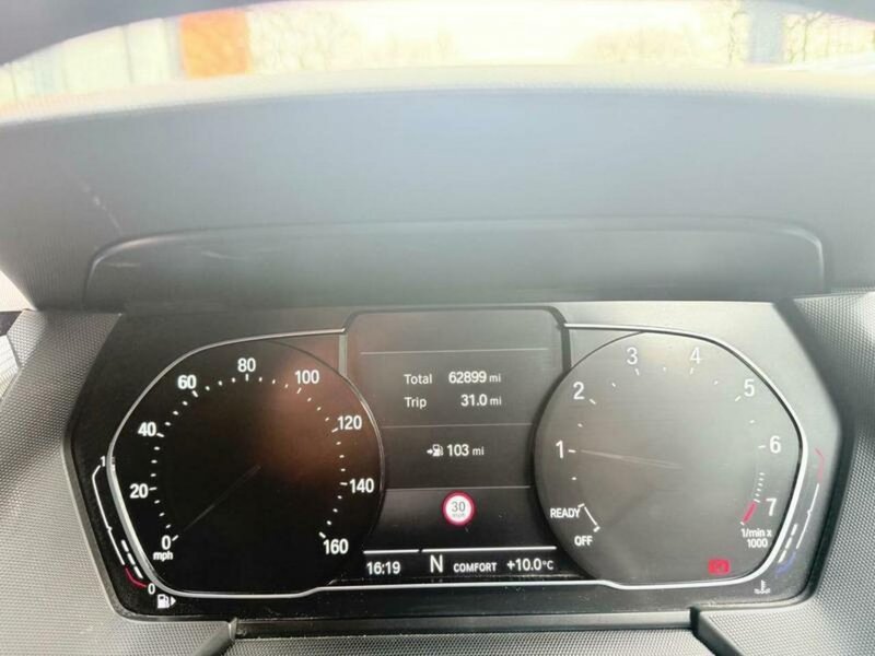 BMW 1 SERIES