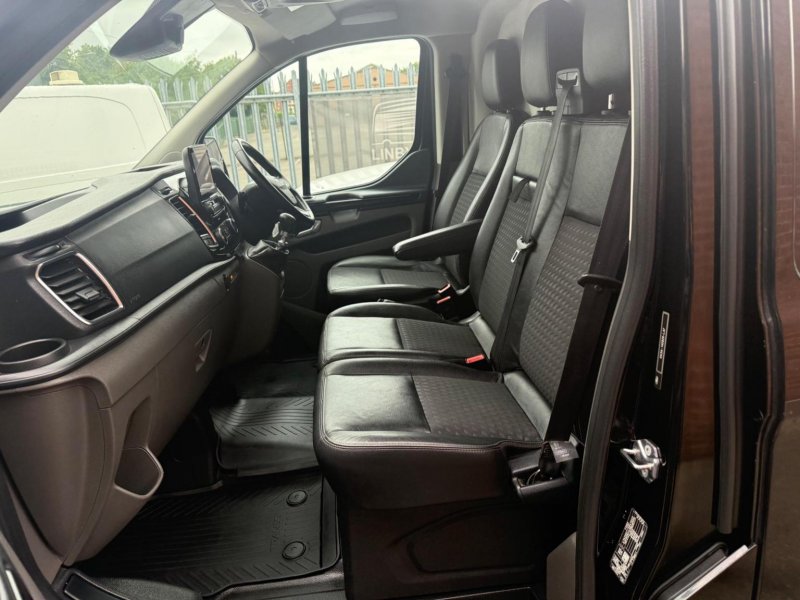 FORD TRANSIT CUSTOM