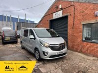 VAUXHALL VIVARO