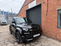 LAND ROVER DEFENDER 90